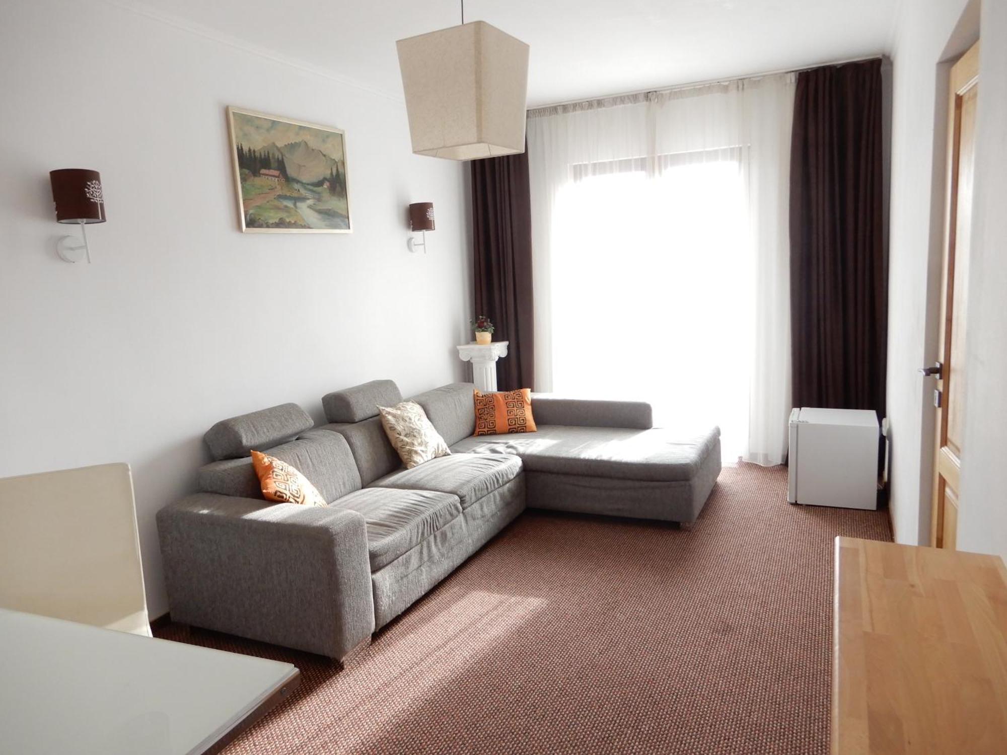 Rhc Royal Hotel Oradea Buitenkant foto