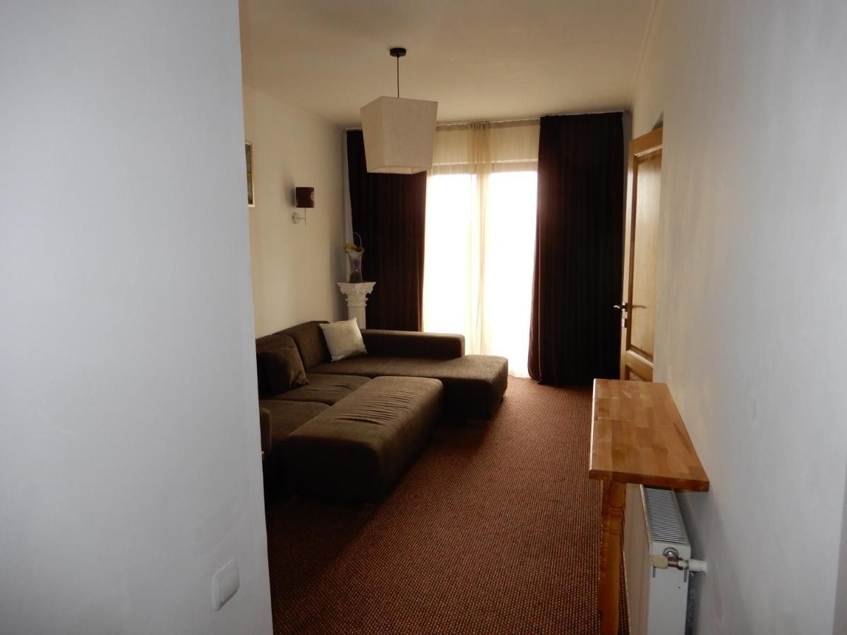 Rhc Royal Hotel Oradea Buitenkant foto