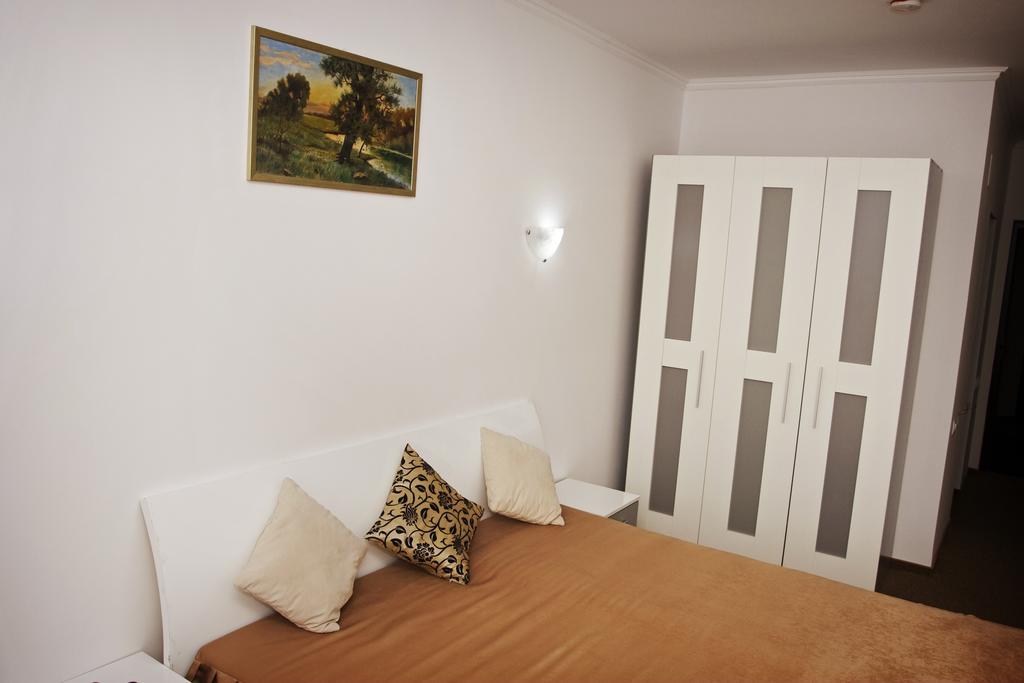 Rhc Royal Hotel Oradea Kamer foto