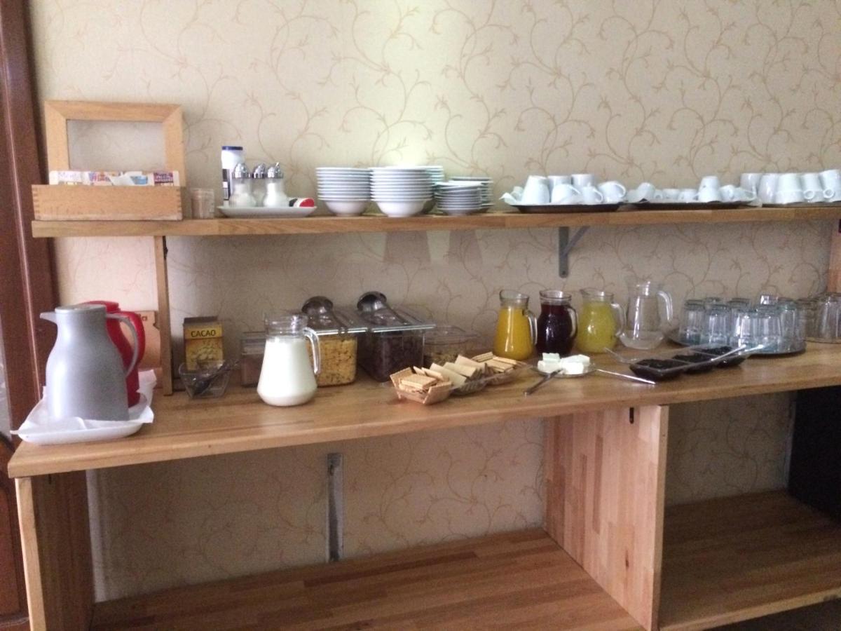 Rhc Royal Hotel Oradea Buitenkant foto
